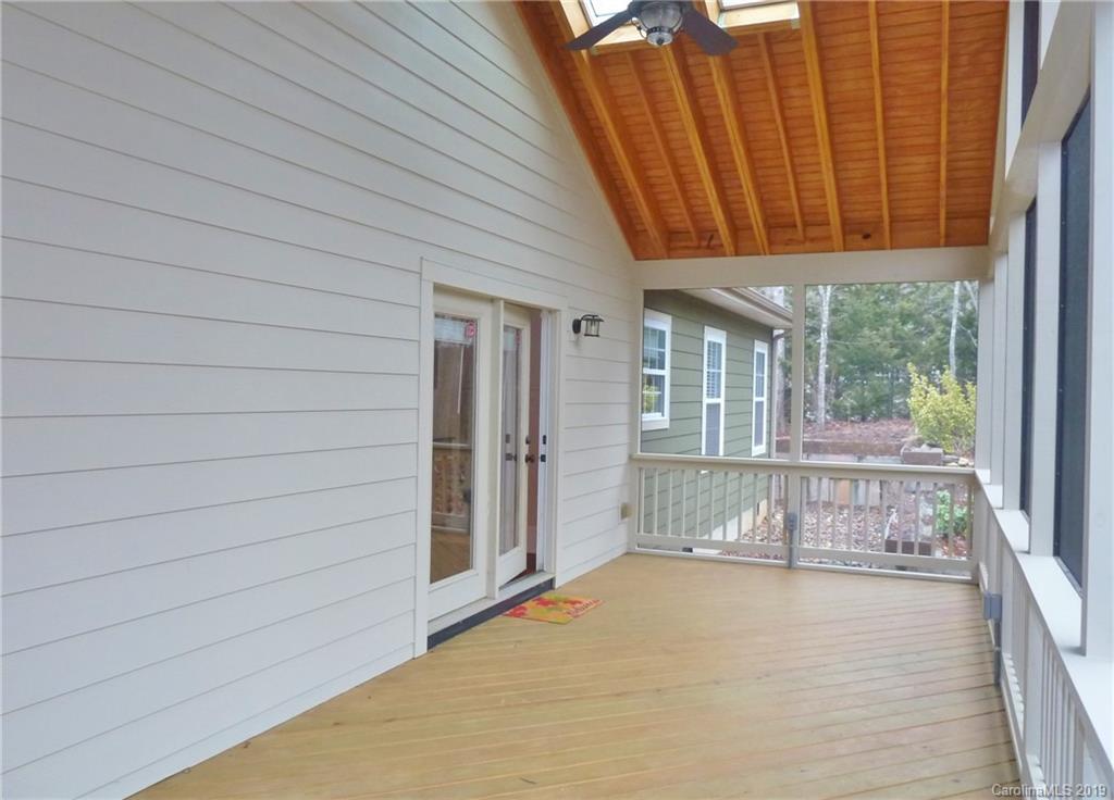393 Church Road Fairview, NC 28730 - Photo 24 of 33 Gallery Image 24