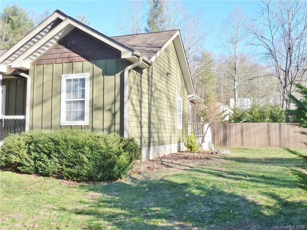 393 Church Road Fairview, NC 28730 - Photo 25 of 33 Gallery Image 25