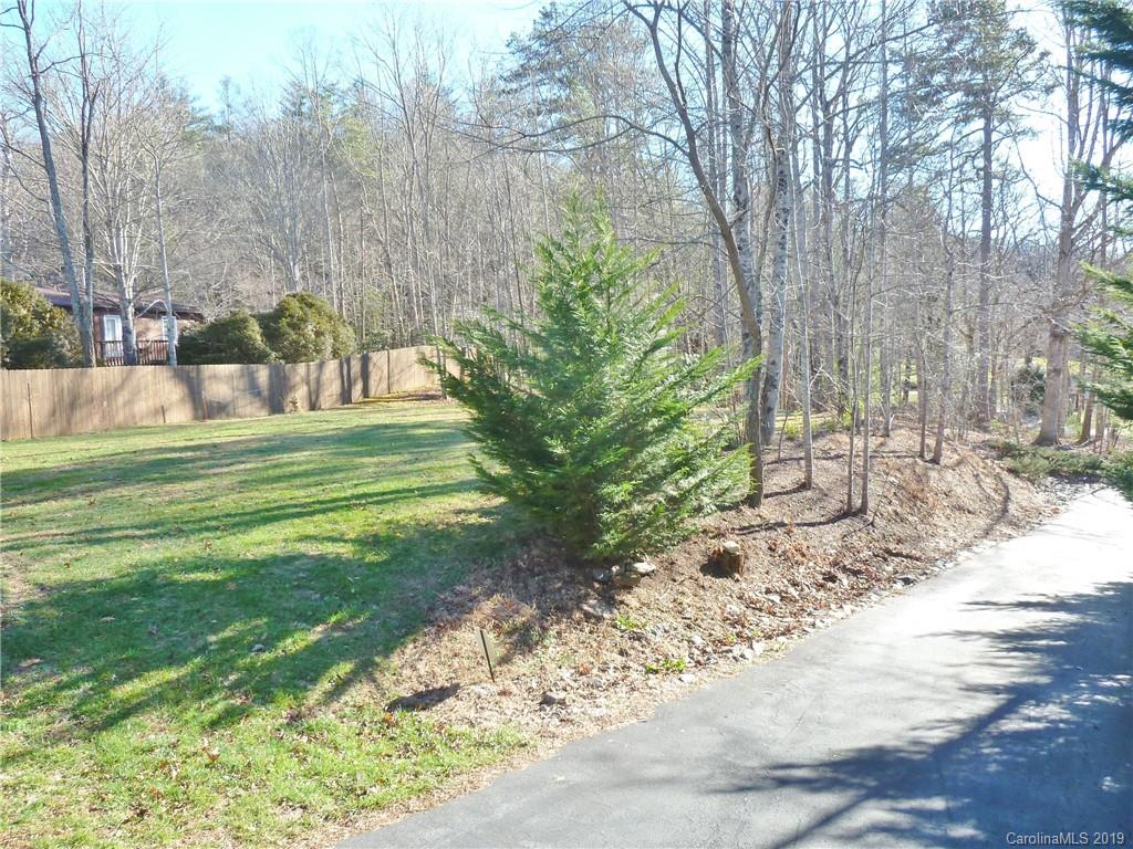 393 Church Road Fairview, NC 28730 - Photo 26 of 33 Gallery Image 26