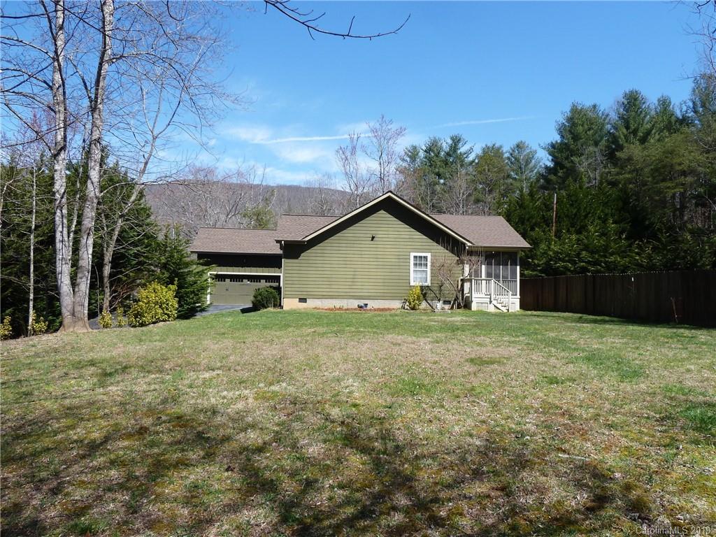 393 Church Road Fairview, NC 28730 - Photo 29 of 33 Gallery Image 29