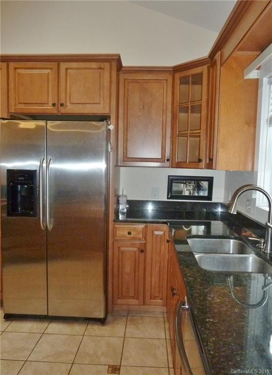 393 Church Road Fairview, NC 28730 - Photo 9 of 33 Gallery Image 9