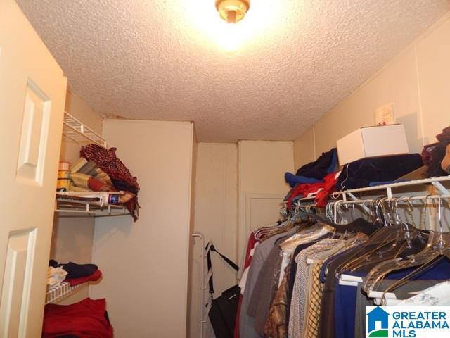 405 St Smith Circle Cropwell, AL 35054 - Photo 10 of 34