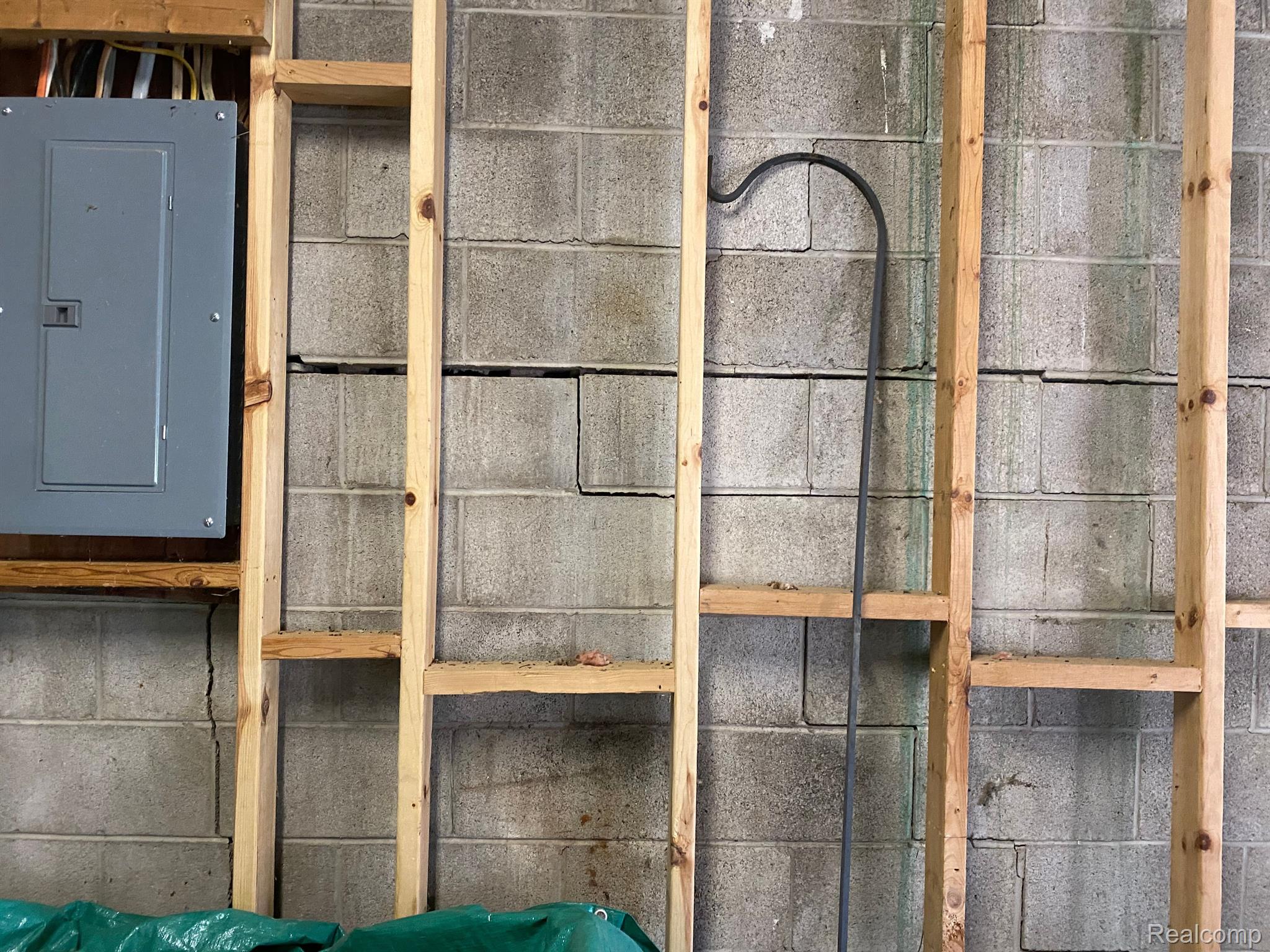 4260 Knoll Road Capac, MI 48014 - Photo 33 of 35 Electrical pannel