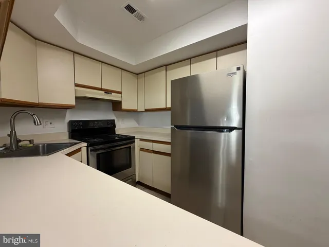 $1,850 | 316 Park Pl Drive, Cherry Hill, NJ 08002