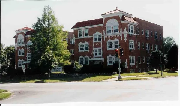 $1,500,000 | 312-316 North Noyes Boulevard, St. Joseph, MO 64501