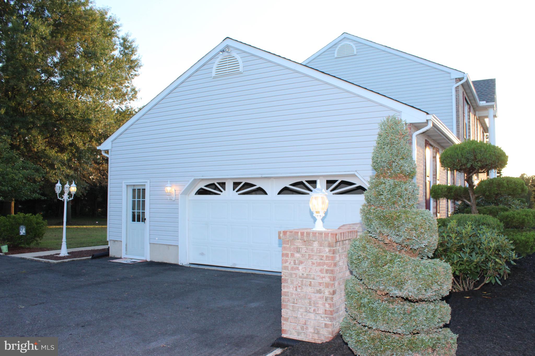 140 Brookview Loop Elkton, MD 21921 - Photo 16 of 18 Driveway