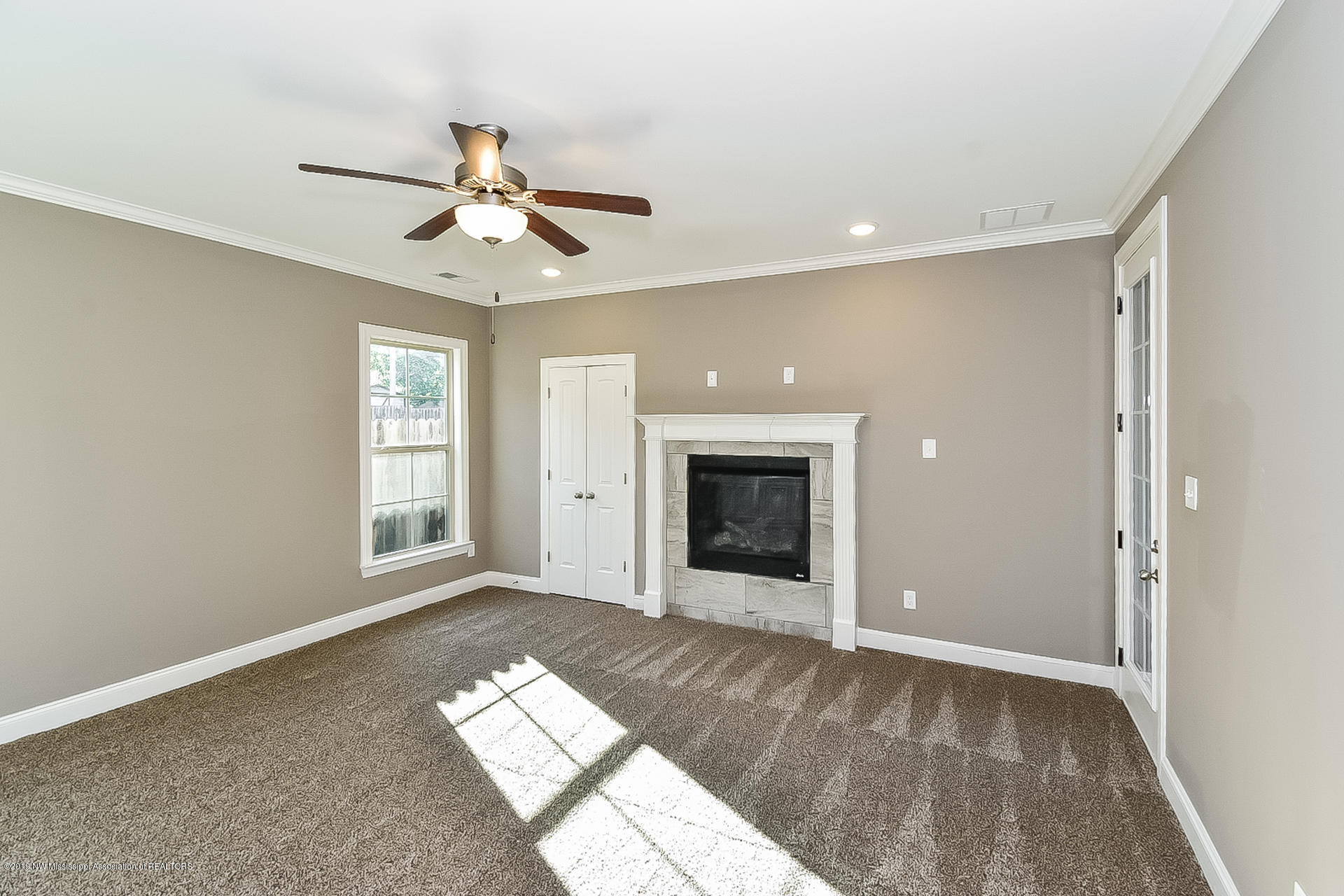 9113 Rue Orleans Lane Olive Branch, MS 38654 - Photo 11 of 24 011-photo-master-bedroom-7631667