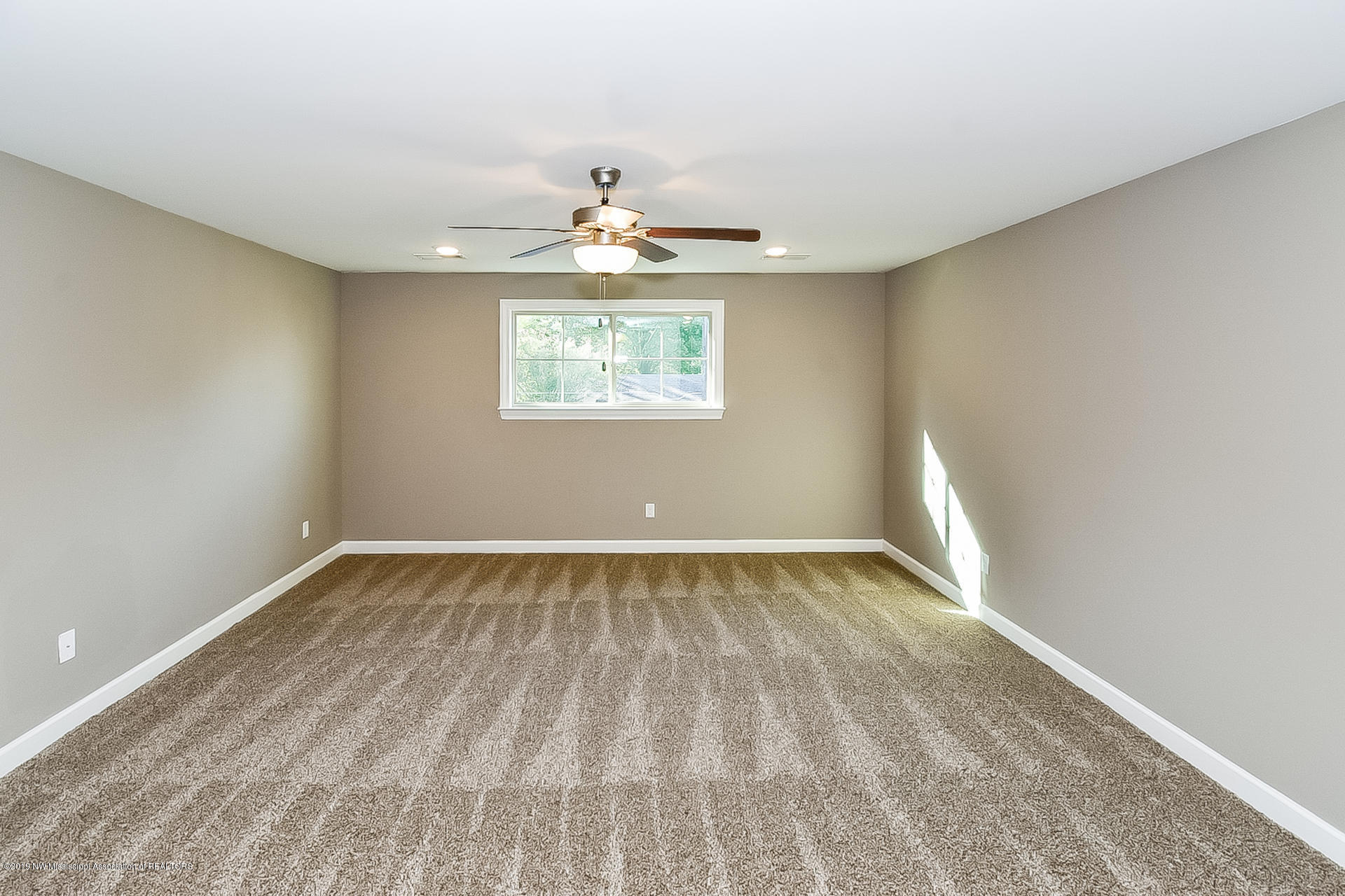 9113 Rue Orleans Lane Olive Branch, MS 38654 - Photo 21 of 24 021-photo-bedroom-7631673