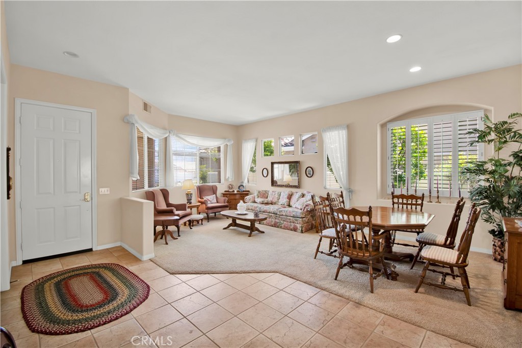 1287 Riviera Avenue Banning, CA 92220 - Photo 9 of 51 Spacious Living & Dining Room