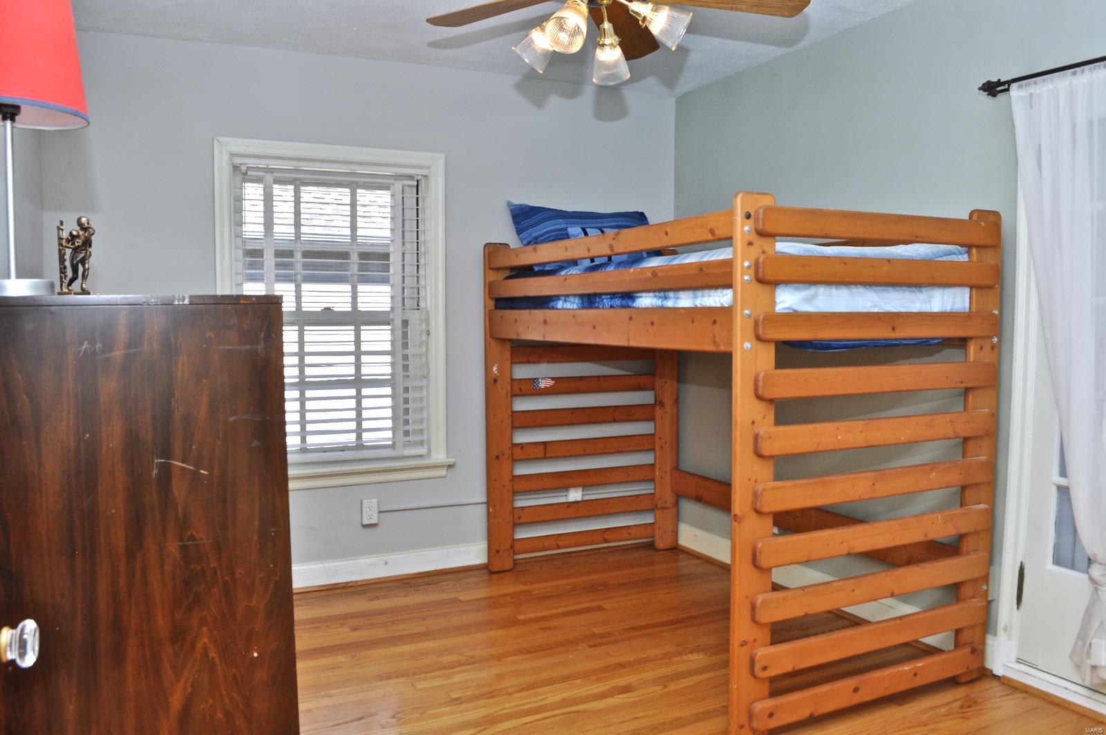 610 South Berry Road Webster Groves, MO 63122 - Photo 14 of 30 Gallery Image 14