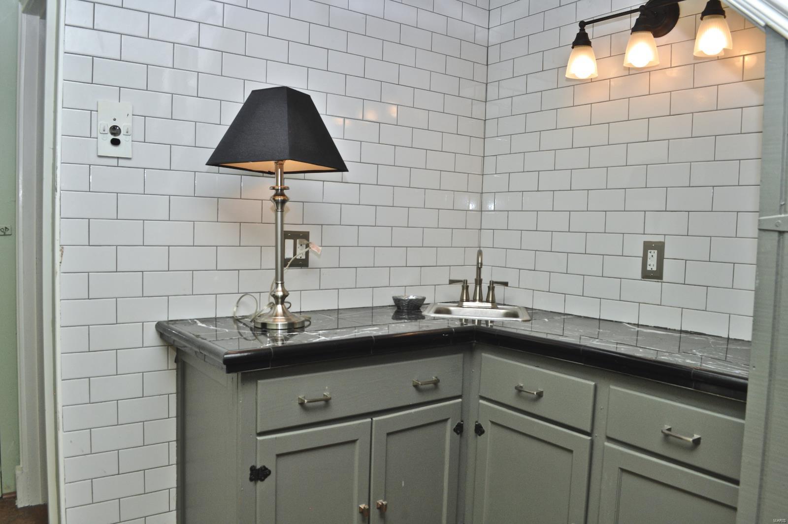 610 South Berry Road Webster Groves, MO 63122 - Photo 23 of 30 Gallery Image 23