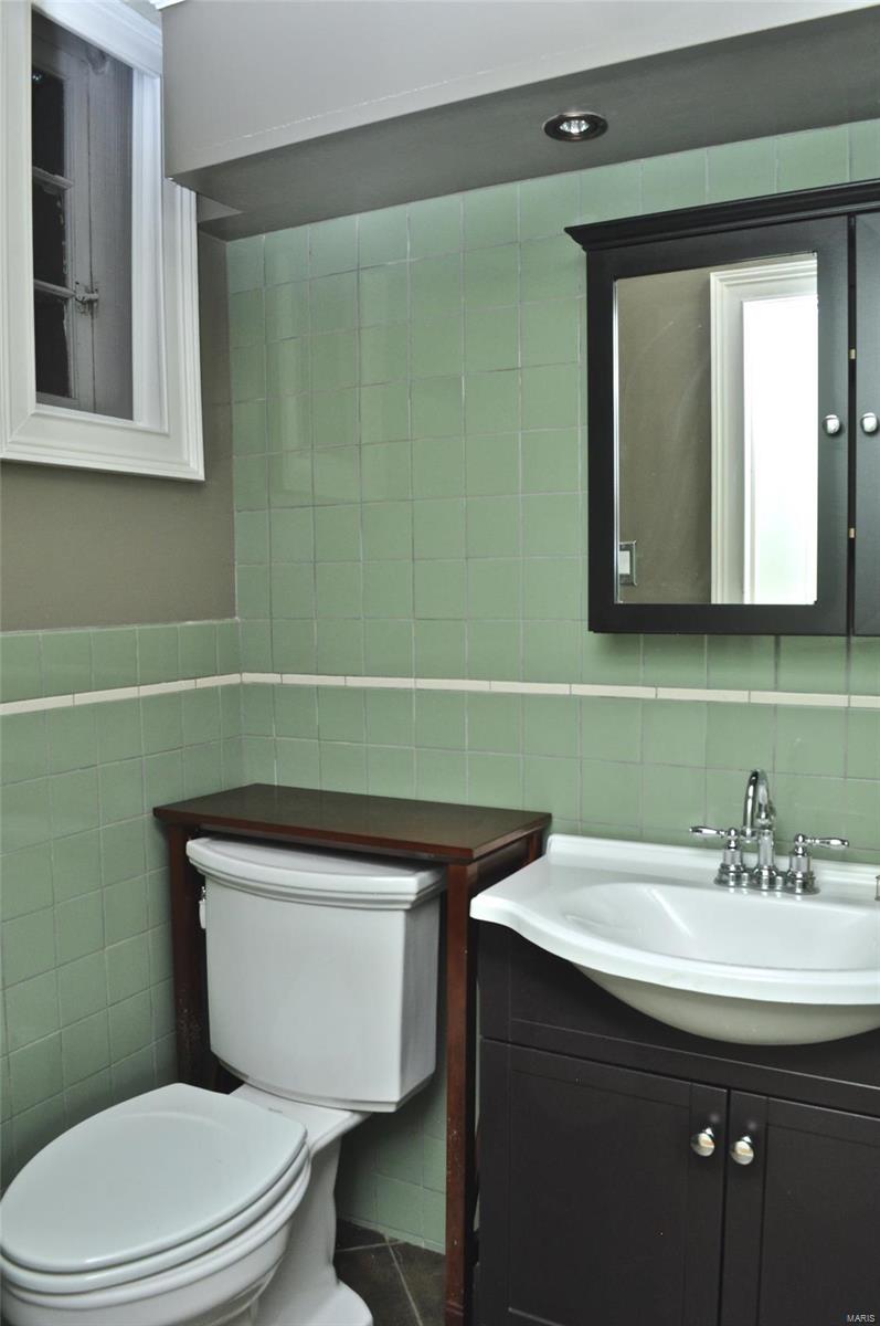 610 South Berry Road Webster Groves, MO 63122 - Photo 24 of 30 Gallery Image 24