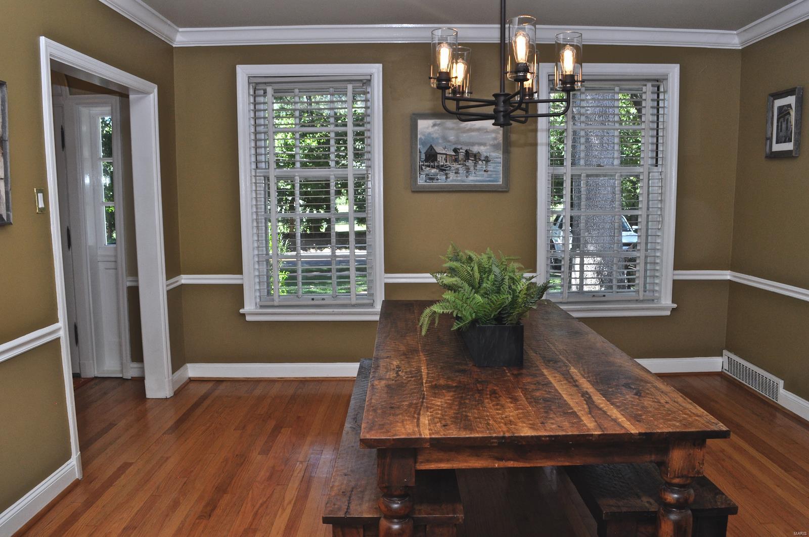 610 South Berry Road Webster Groves, MO 63122 - Photo 7 of 30 Gallery Image 7