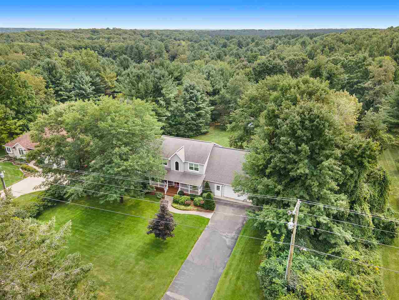 9701 Crescent Shores Road Traverse City, MI 49685 - Photo 33 of 49 1892215-33.JPG