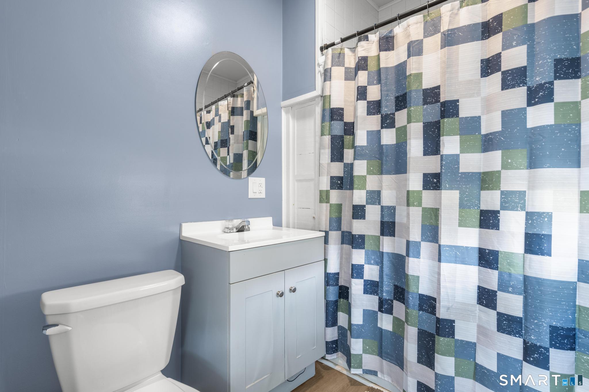 142 Gracey Avenue Meriden, CT 06451 - Photo 17 of 40