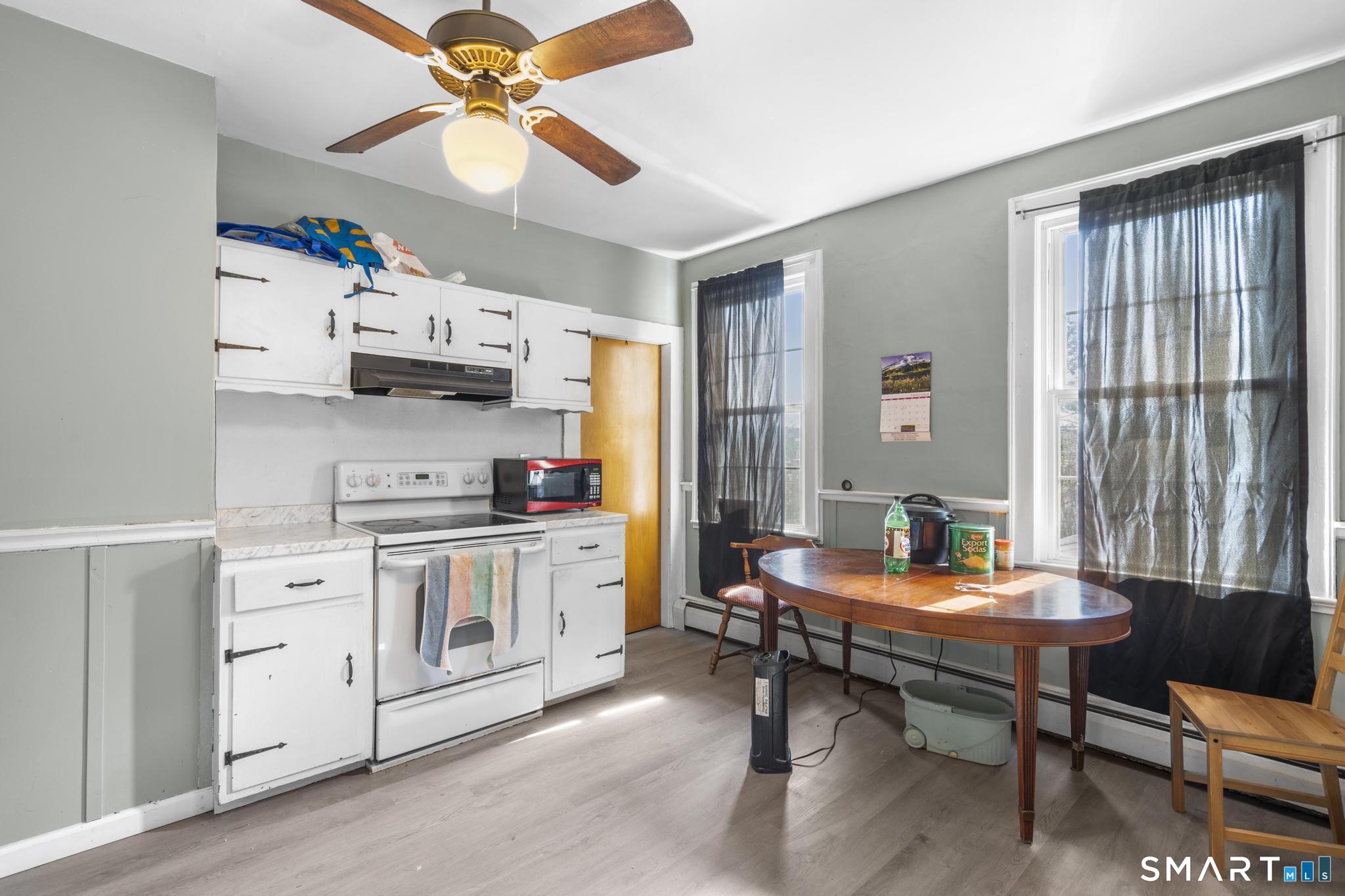 142 Gracey Avenue Meriden, CT 06451 - Photo 19 of 40