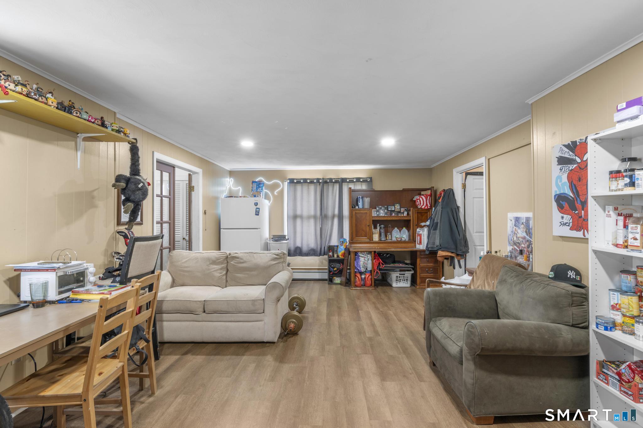 142 Gracey Avenue Meriden, CT 06451 - Photo 9 of 40