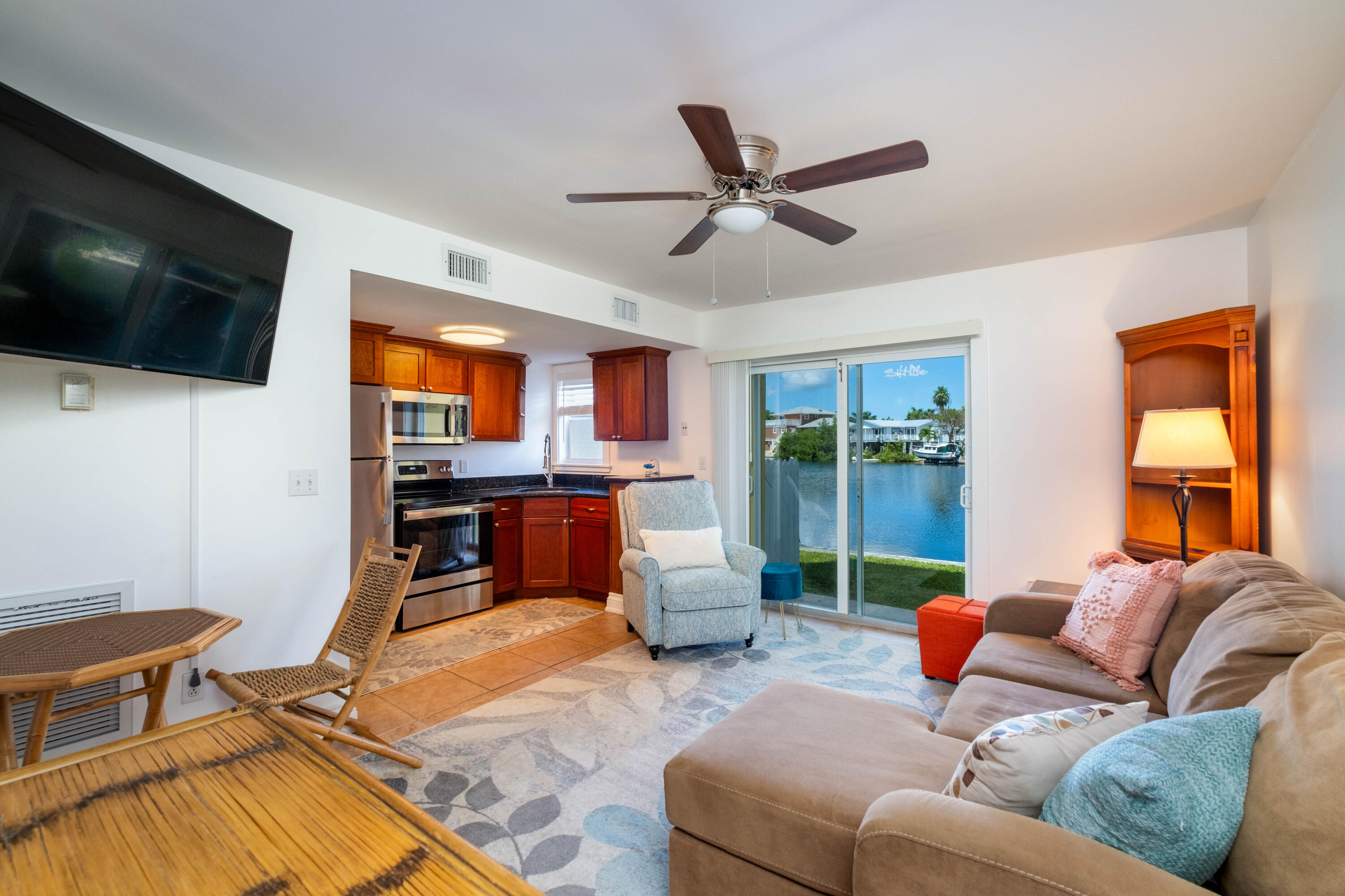 201 Coppitt Road, Unit 104B Key West, FL 33040 - Photo 1 of 15 201 Coppitt Rd 104 B
