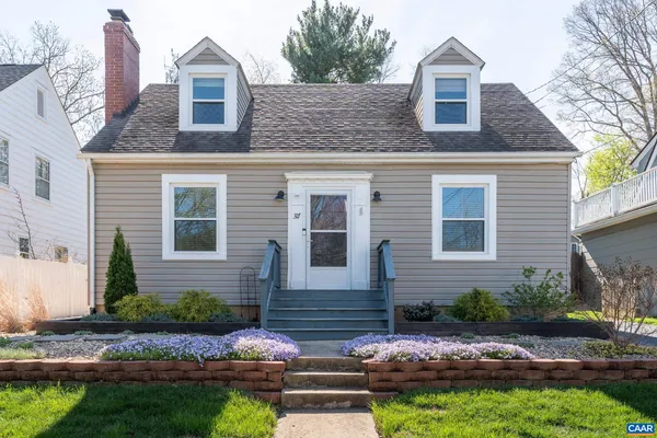 $289,000 | 317 York Avenue, Staunton, VA 24401