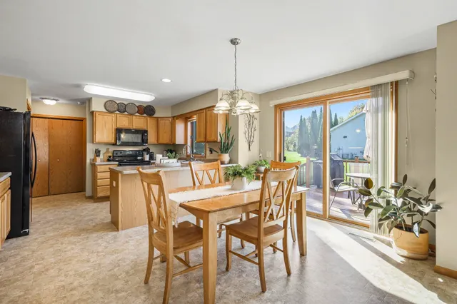 $425,000 | 502 Traveler Lane, Madison, WI 53718