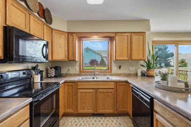 $425,000 | 502 Traveler Lane, Madison, WI 53718