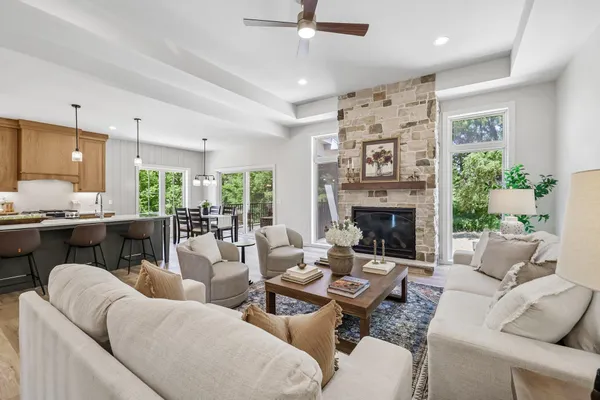 $949,000 | W8778 Blue Violet, Cambridge, WI 53523