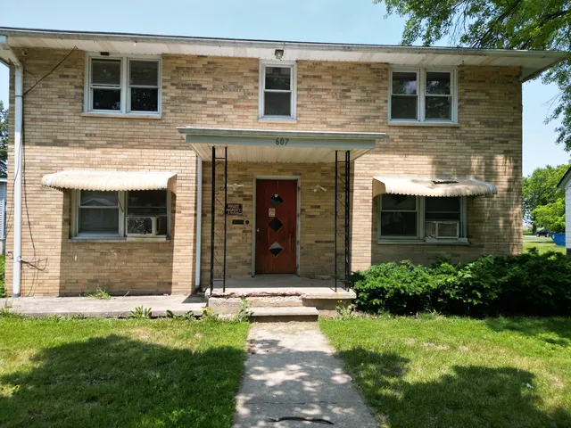 $235,000 | 607 East Irving Street, Milford, IL 60953
