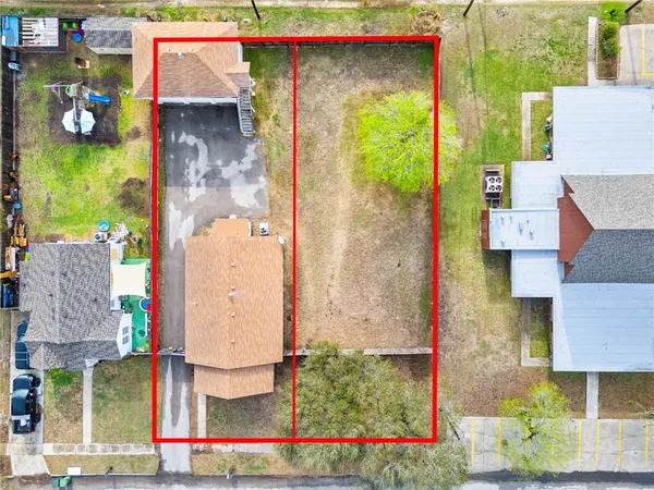 $169,900 | 720 McIntyre Avenue, Taft, TX 78390