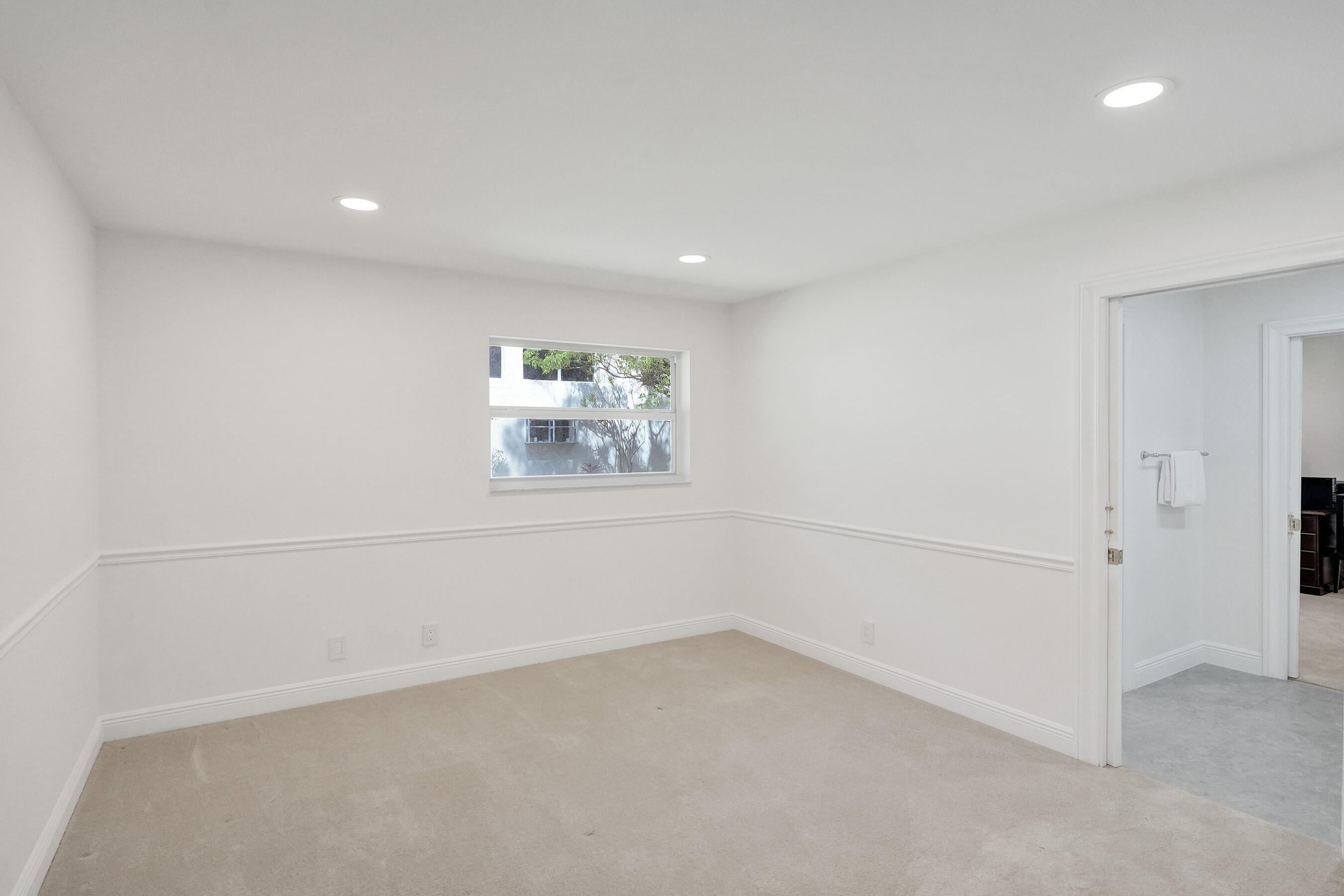 2401 Northwest 39th Street Boca Raton, FL 33431 - Photo 44 of 60 DSC08198