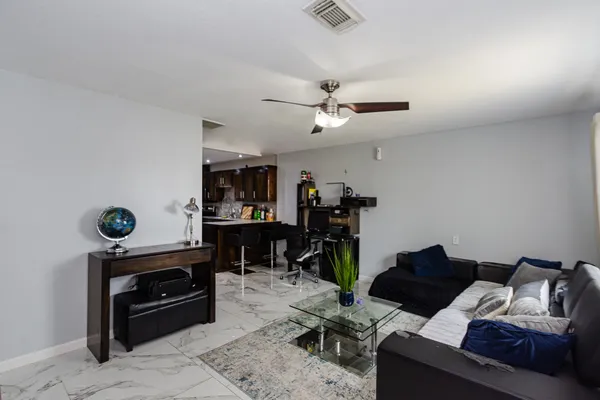 $189,900 | 2715 Vienna Place, Pasadena, TX 77502