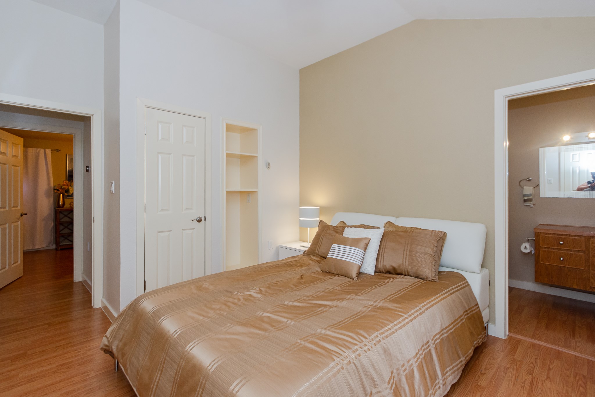 2715 Vienna Place Pasadena, TX 77502 - Photo 9 of 19 Bedroom 3