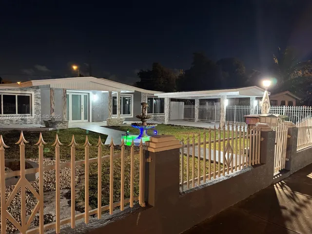 $3,500 | 881 Hialeah Drive, Hialeah, FL 33010