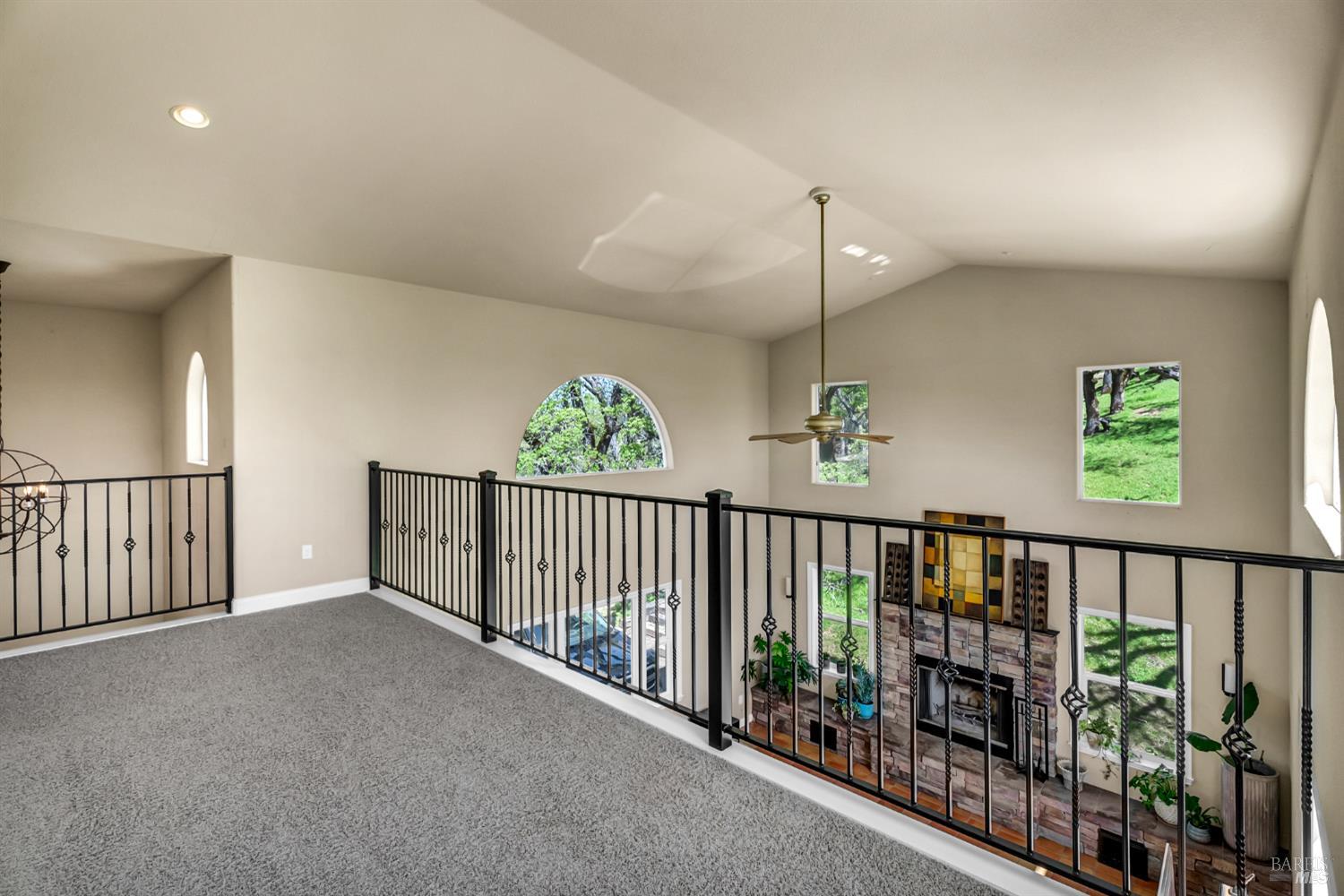 95 Longhorn Ridge Road Napa, CA 94558 - Photo 15 of 58