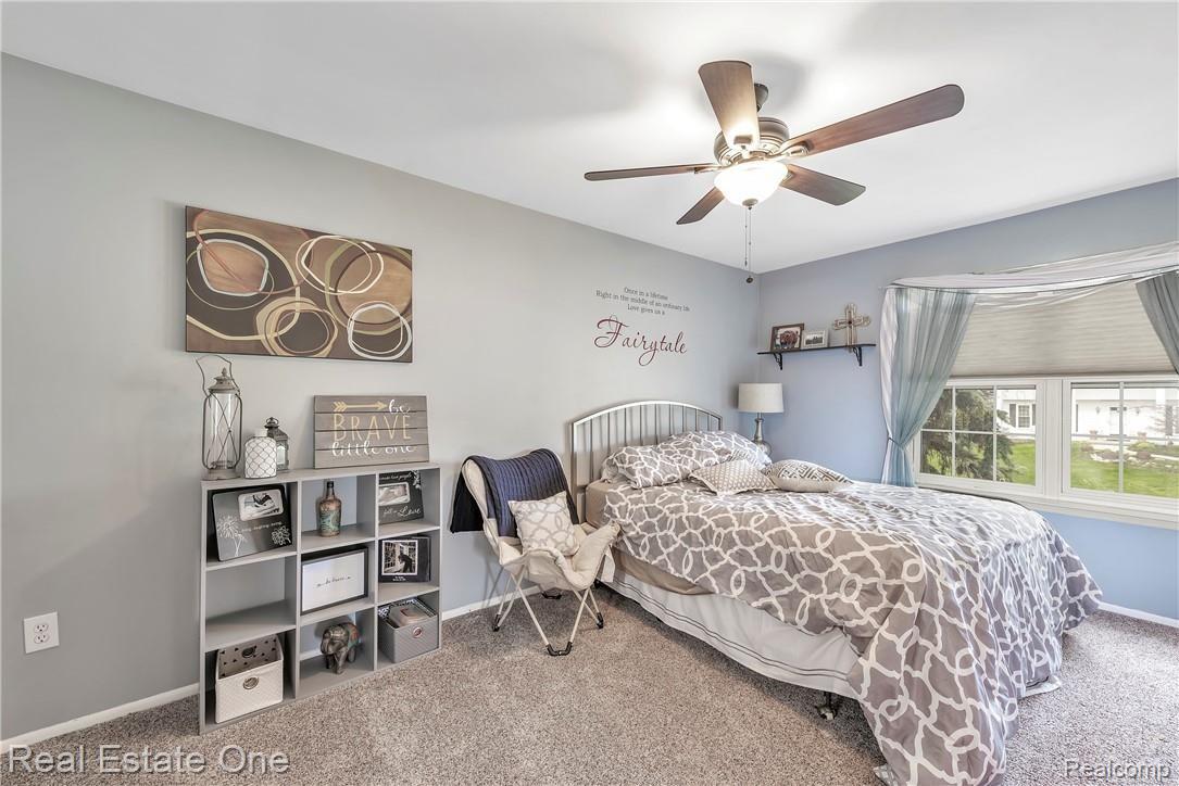 861 Downhill Lane Rochester, MI 48307 - Photo 25 of 44 861-Downhill-Ln-Rochester-Hills-MI-48307-windowstill-27.jpg