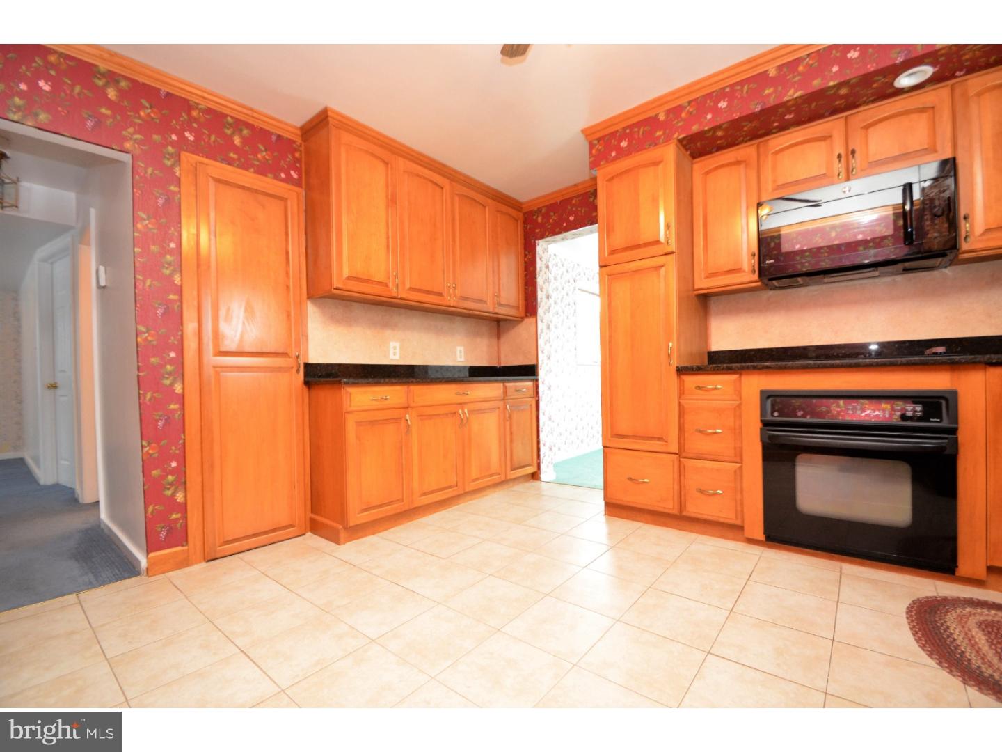 1125 Decatur Street Bethlehem, PA 18017 - Photo 4 of 21 Gallery Image 4
