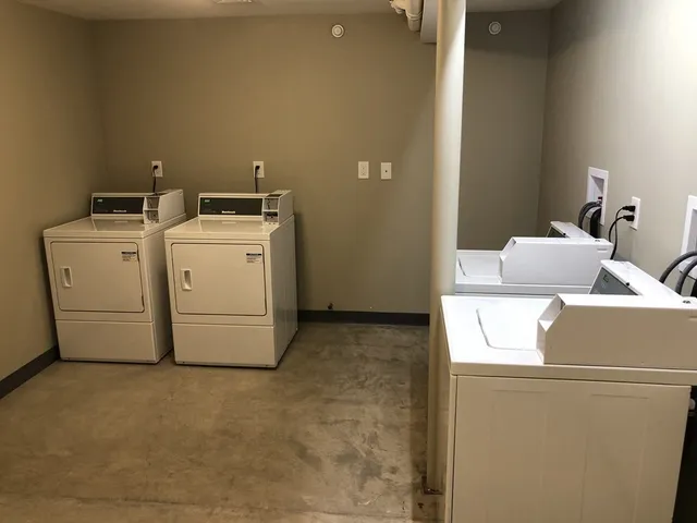 $2,500 | 1149 Middlesex Street, Unit 3, Lowell, MA 01851