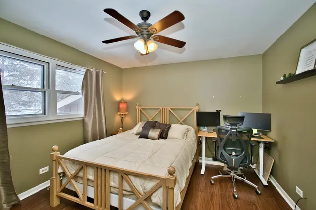 $499,900 | 28W587 Leverenz Road, Naperville, IL 60564