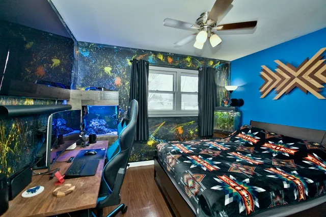 $499,900 | 28W587 Leverenz Road, Naperville, IL 60564