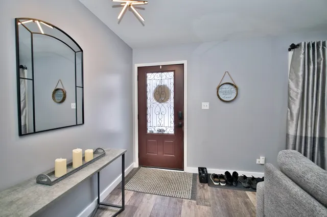 $499,900 | 28W587 Leverenz Road, Naperville, IL 60564