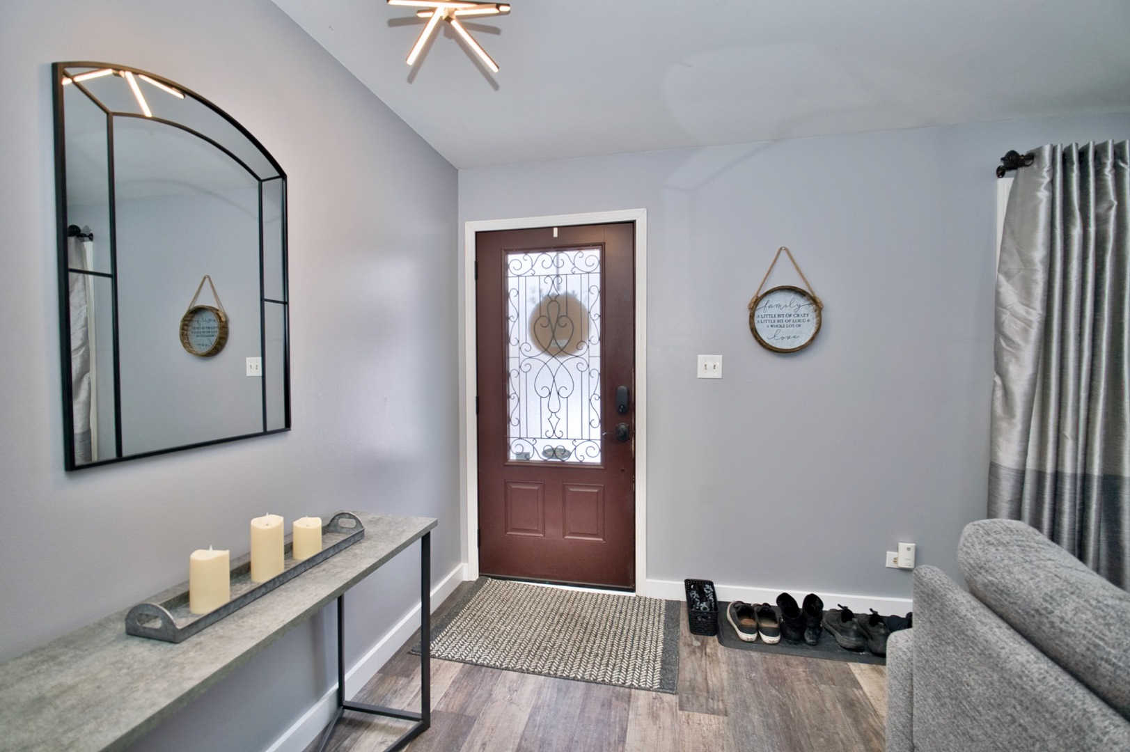 28W587 Leverenz Road Naperville, IL 60564 - Photo 4 of 58