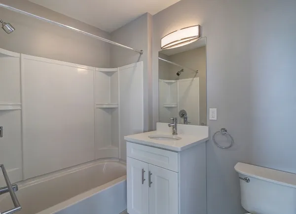 $2,200 | 23 Central Avenue, Unit 807, Lynn, MA 01901