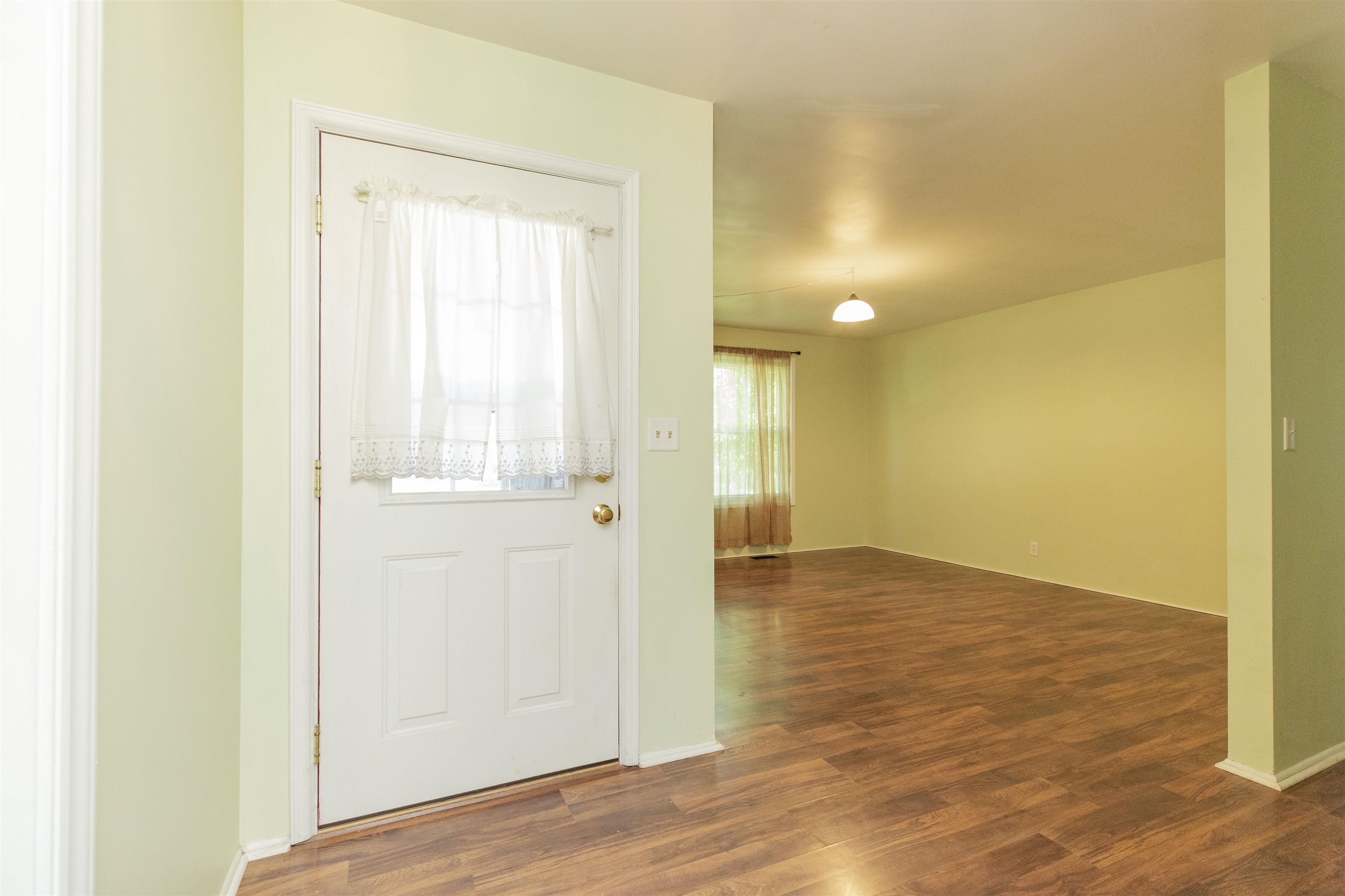 4919 York Road South Bend, IN 46614 - Photo 3 of 33 Gallery Image 3