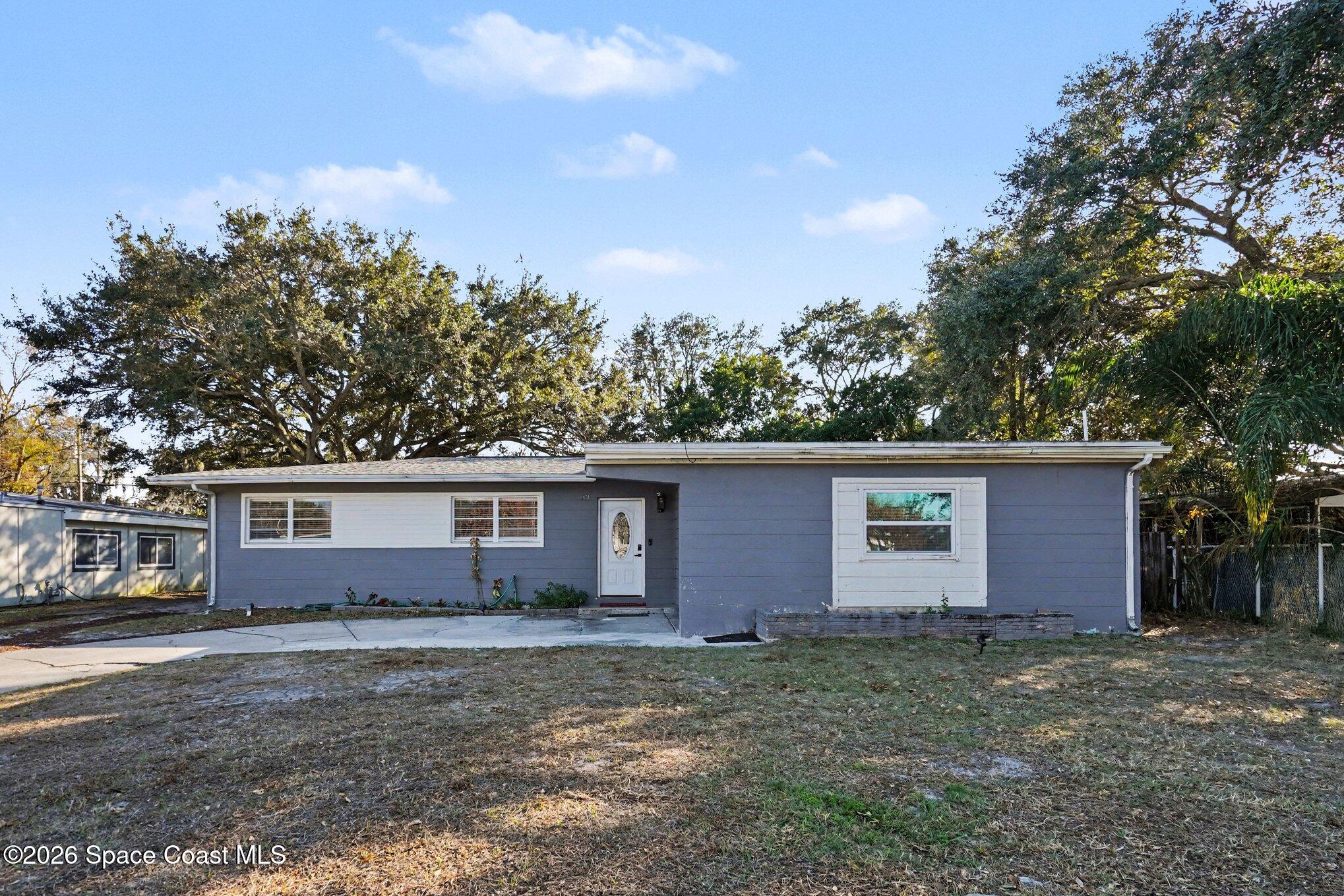 809 Espanola Way Melbourne, FL 32901 - Photo 2 of 27 002_file_9793