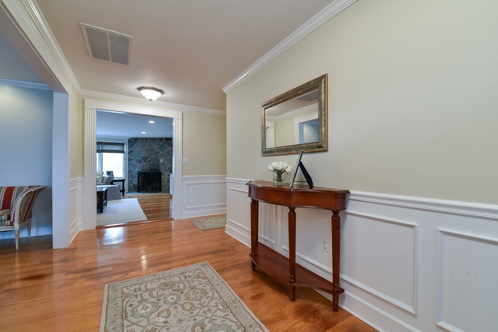 9 Langdon Road Natick, MA 01760 - Photo 3 of 22 Gallery Image 3