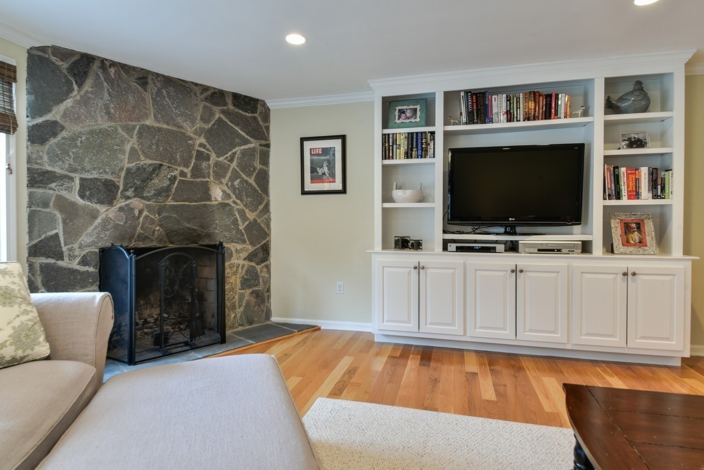 9 Langdon Road Natick, MA 01760 - Photo 9 of 22 Gallery Image 9