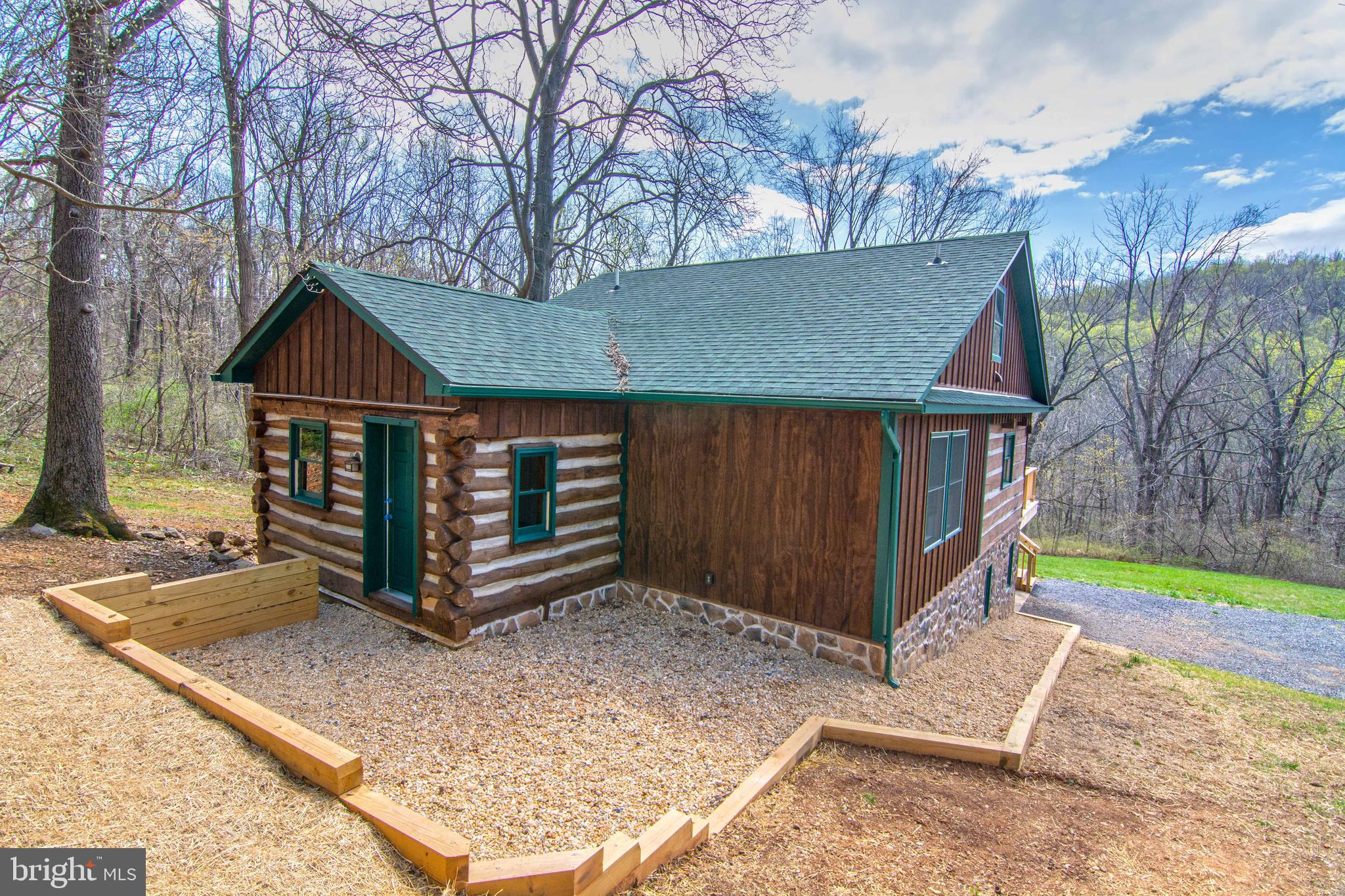 304 Apple Jack Road Linden, VA 22642 - Photo 15 of 42 Gallery Image 15