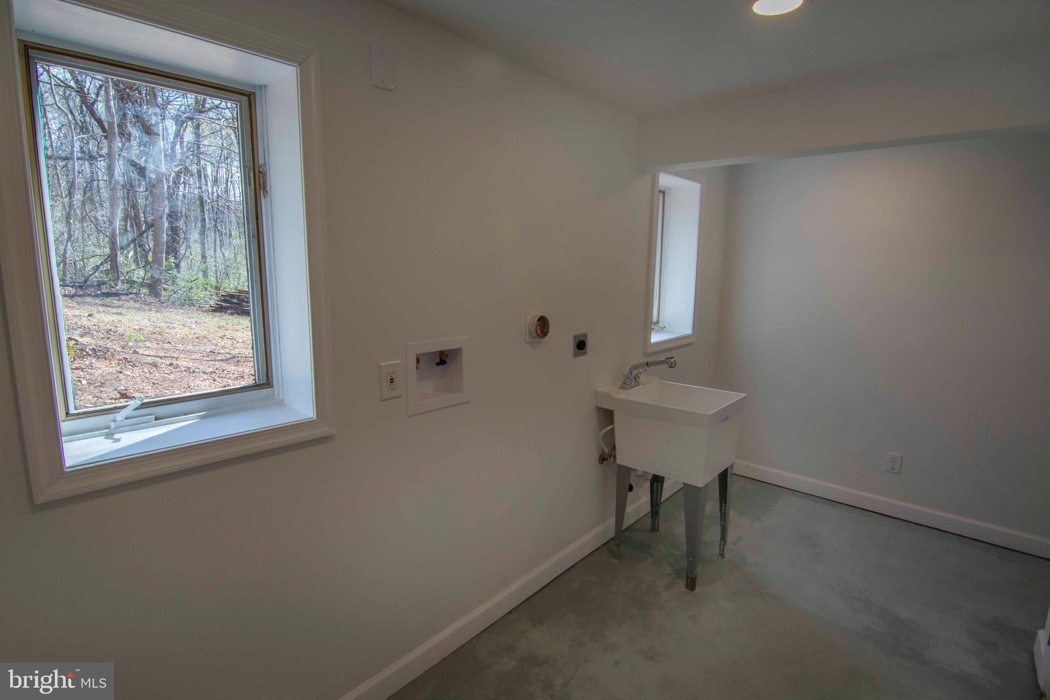 304 Apple Jack Road Linden, VA 22642 - Photo 41 of 42 Gallery Image 41