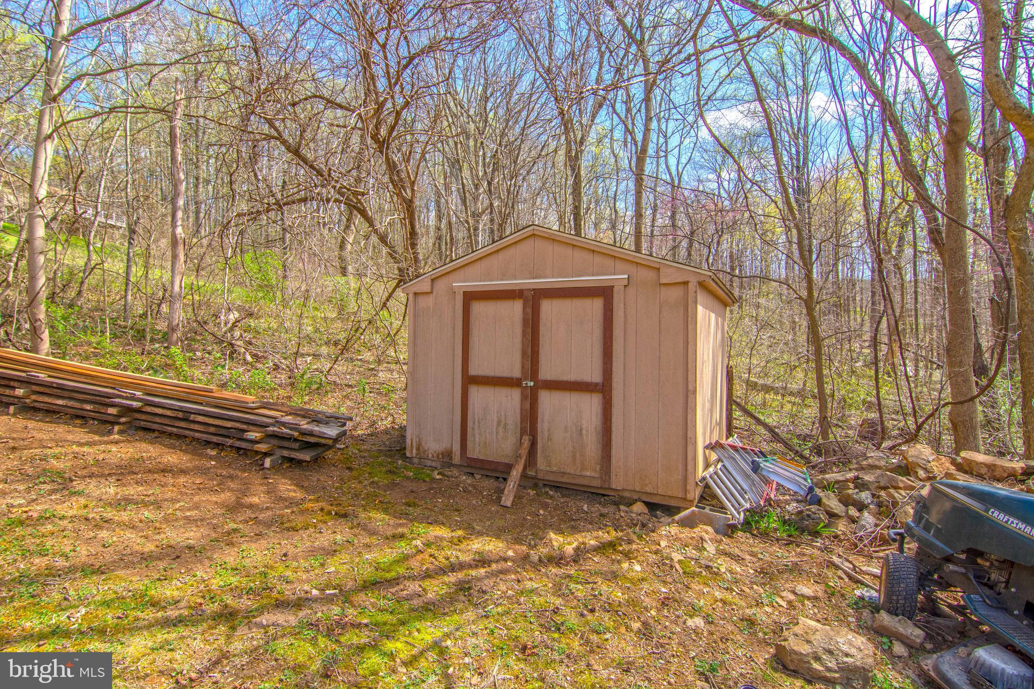 304 Apple Jack Road Linden, VA 22642 - Photo 7 of 42 Gallery Image 7