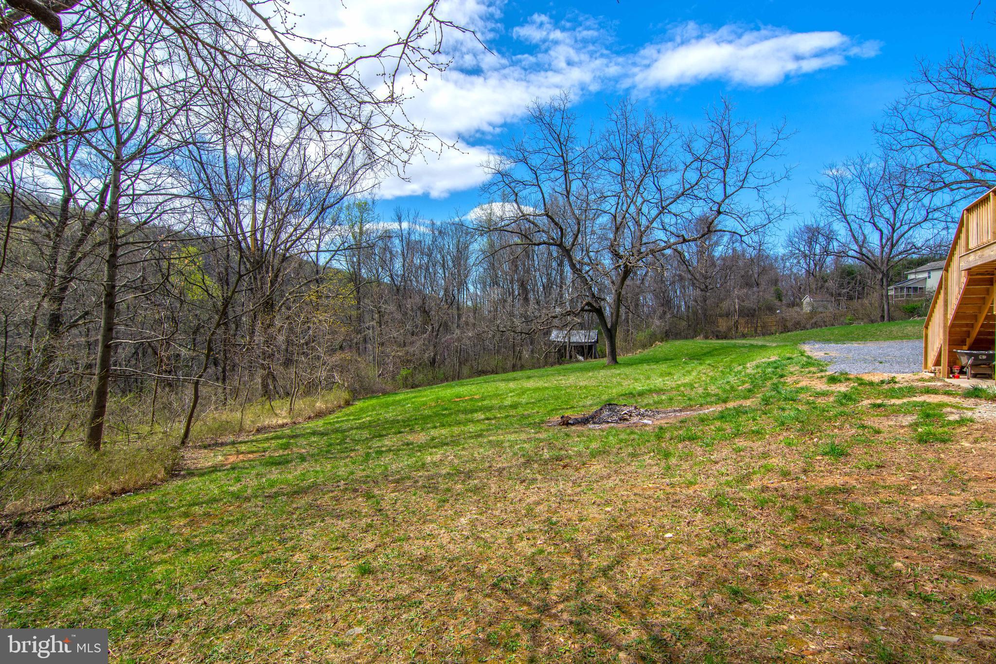 304 Apple Jack Road Linden, VA 22642 - Photo 9 of 42 Gallery Image 9
