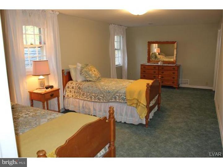 1830 Nottingham Road Allentown, PA 18103 - Photo 13 of 21 Gallery Image 13